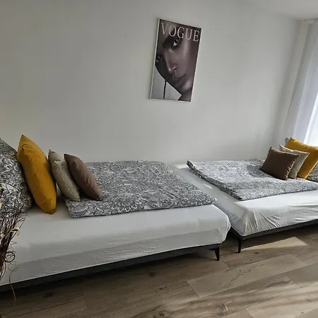 3 Whg Schwanthalerhoehe * Munich