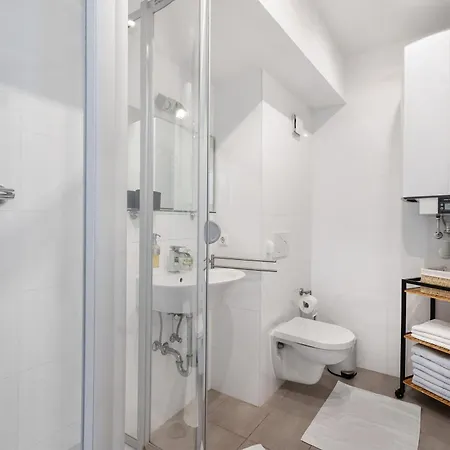 3 Whg Schwanthalerhoehe Апартаменты